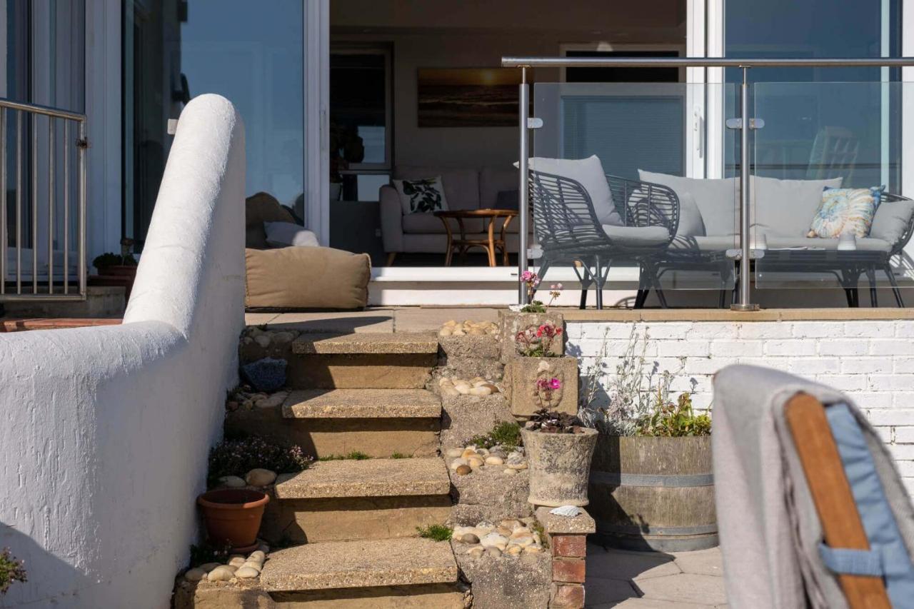 Needles Point Villa Milford on Sea Exterior photo